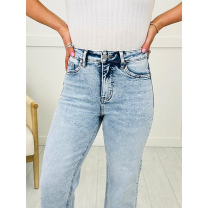 Can'T Crop the Feeling MOCO Exclusive Tummy Control Cropped Wide Leg Jeans