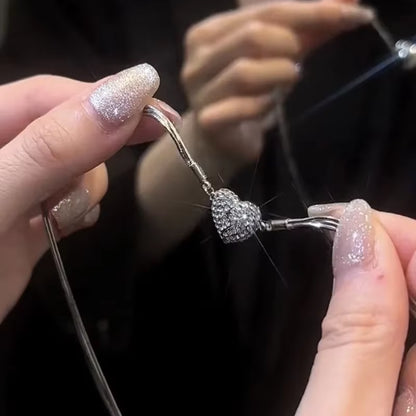 Luxury Exquisite Magnetic Attraction Love Necklace Choker for Women Collarbone Chain Heart Pendant Fashion Jewellery Gifts